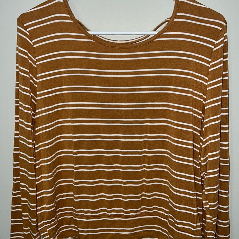 Striped banded waist top